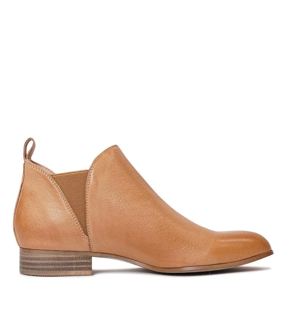 Foe Dark Tan Leather Ankle Boots